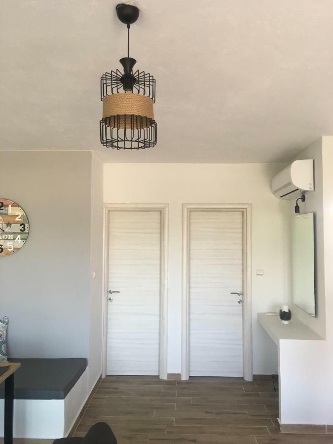 Sunrise View Apartment Ofrinion Exterior photo
