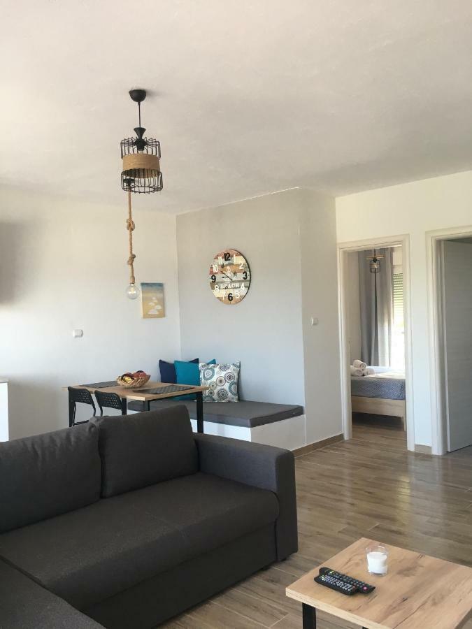 Sunrise View Apartment Ofrinion Exterior photo